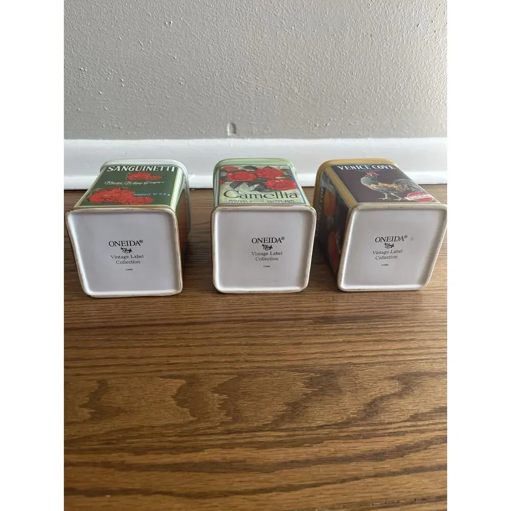 SET OF 3 ONEIDA VINTAGE LABEL COLLECTION CERAMIC CANISTERS Venice Cove Camellia